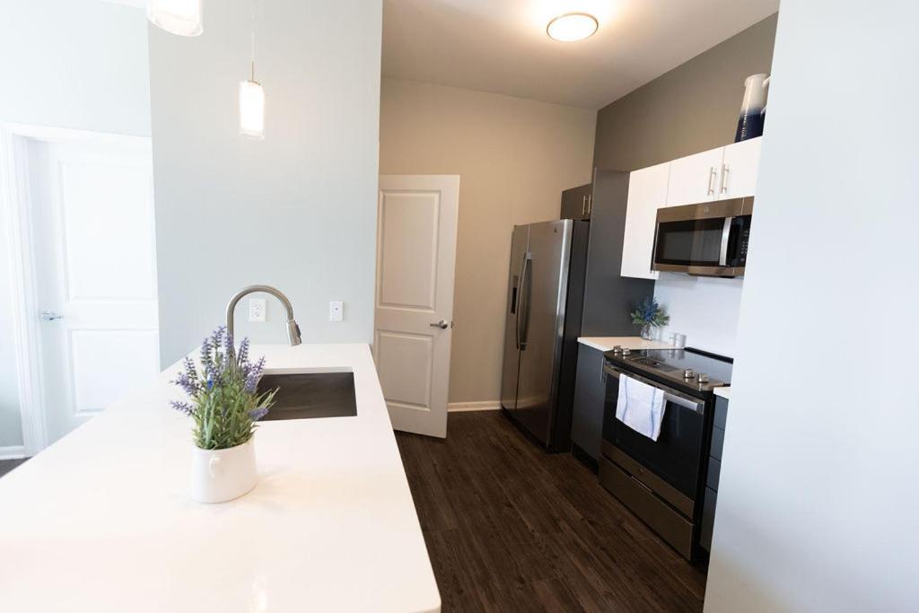 Downtown Kansas City Apt - All The Amenities エクステリア 写真