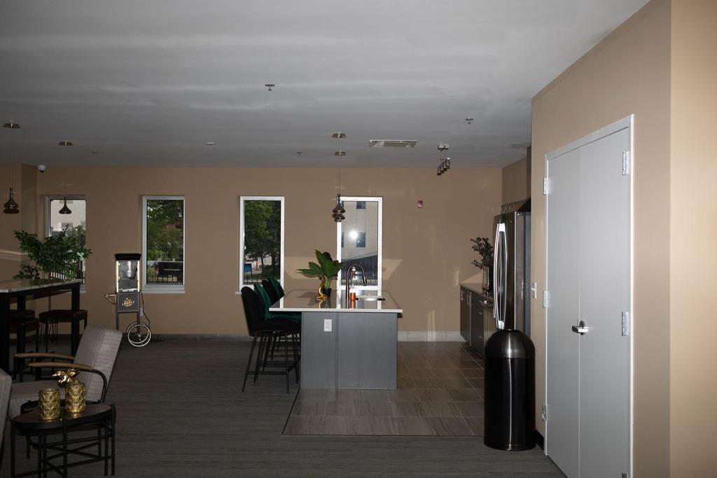 Downtown Kansas City Apt - All The Amenities エクステリア 写真